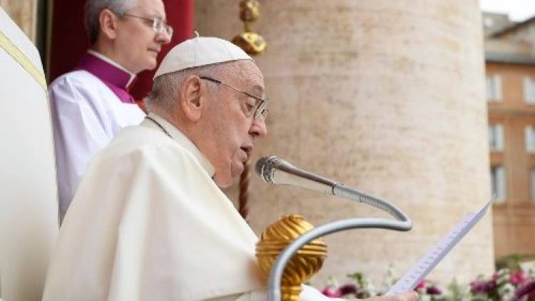 Paus Fransiskus pada Paskah Urbi et Orbi: 